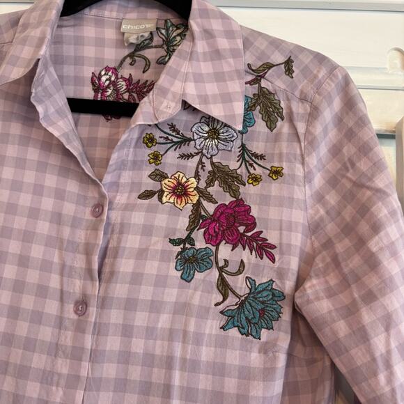 Chico’s Lavender Plaid Floral Button Down Shirt Size 0 (4/6) - Picture 3 of 9